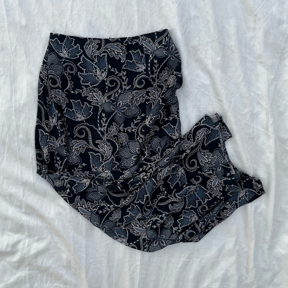 Sanctuary Black and Cream Floral Slinky Maxi-Skirt